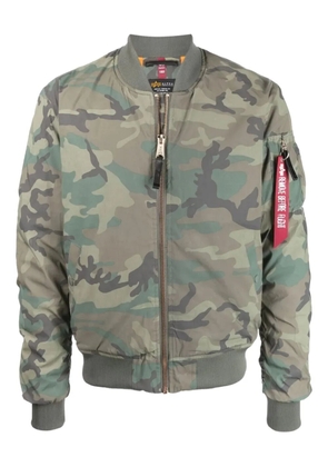 Alpha Industries camouflage zip-up bomber jacket - Green