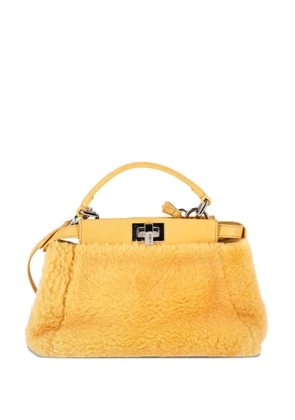 Fendi Pre-Owned mini Peekaboo shearling tote bag - Yellow