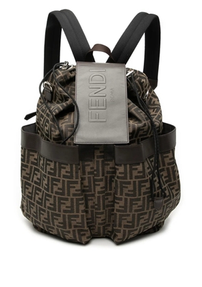 Fendi Pre-Owned 2010-2025 Large Zucca Canvas Strike backpack - Brown