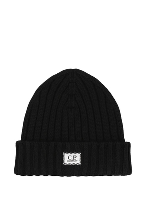 C.P. Company ribbed logo-patch beanie - Black