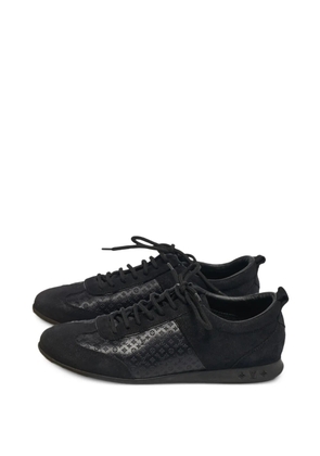 Louis Vuitton Pre-Owned monogram sneakers - Black