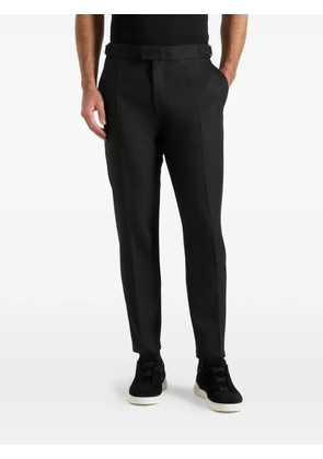 Manière De Voir Hubert front-pleats slim-fit trousers - Black