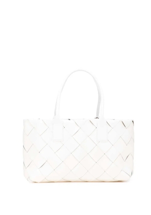 Bottega Veneta Pre-Owned 2021-2025 Small Lambskin Intrecciato Cabat tote bag - White