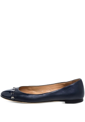 Ferragamo Pre-Owned chain-detail ballet flats - Black