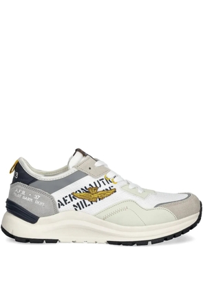 Aeronautica Militare embroidered-logo lace-up sneakers - Neutrals