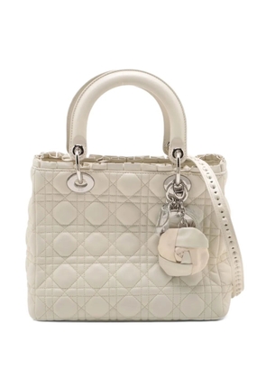 Christian Dior Pre-Owned 2000-2015 medium Dior Lady handbag - White