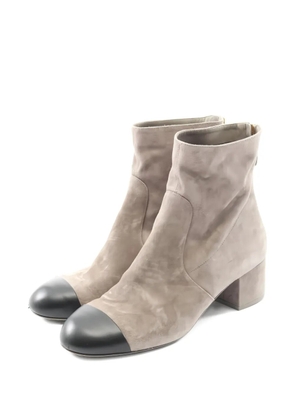 CHANEL Pre-Owned 1986-1988 leather ankle boots - Neutrals