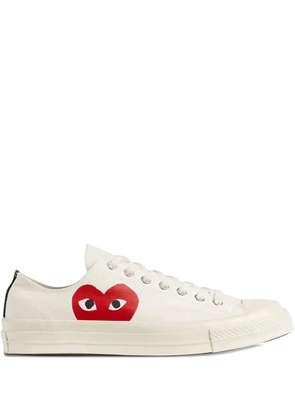 Comme Des Garçons Play x Converse heart-logo sneakers - White