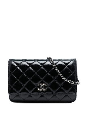 CHANEL Pre-Owned 2014 CC Quilted Patent Wallet On Chain crossbody bag - Black
