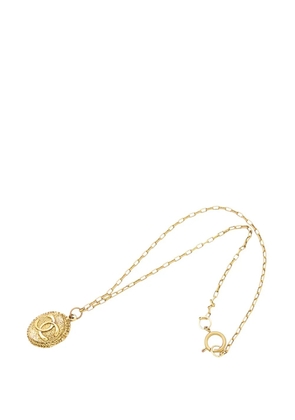 CHANEL Pre-Owned 1970-1980 CC Gold Plated Oval Pendant Necklace costume necklace