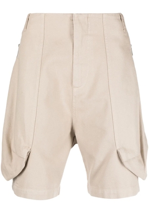 Jacquemus Croissant puffer cargo shorts - Neutrals