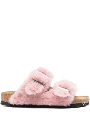 Birkenstock Arizona shearling slides - Pink