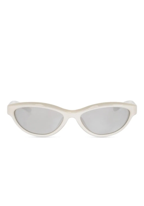 Jacquemus logo-print sunglasses - White