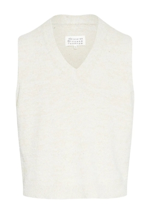 Maison Margiela v-neck sleeveless knit vest - Neutrals