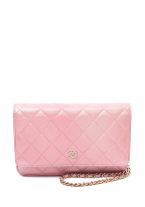 CHANEL Pre-Owned 2021 Matelasse shoulder bag - Pink