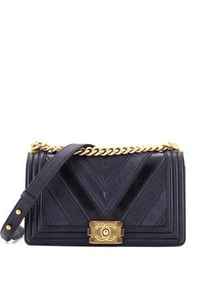 CHANEL Pre-Owned Boy Flap Bag Chevron Caviar and Calfskin Old Medium crossbody bag - Blue