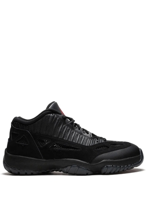 Jordan Air Jordan 11 Retro Low 'Referee' sneakers - Black