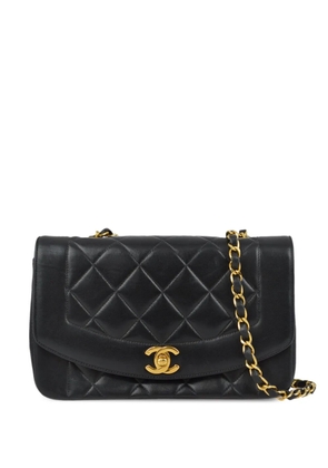 CHANEL Pre-Owned 1997 small Diana shoulder bag - Black