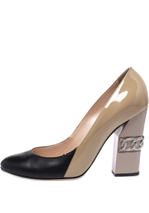 Casadei Vintage Pre-owned 95mm colour-block pumps - Neutrals