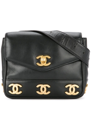 CHANEL Pre-Owned logo flap belt bag - Black