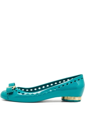 Ferragamo Pre-Owned Vara Bow ballerina shoes - Green
