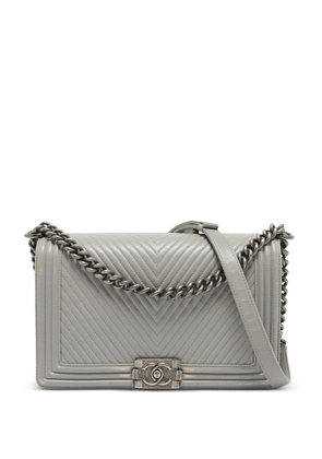 CHANEL Pre-Owned quilted leather shoulder bag - Grey