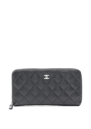 CHANEL Pre-Owned 2021 CC-logo zip-fastening wallet - Black