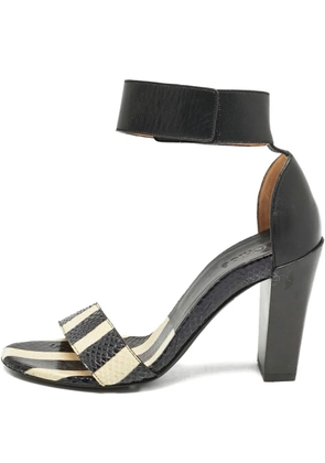 Chloé Pre-Owned 2023 90mm leather block-heel sandals - Black
