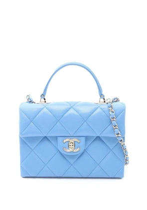 CHANEL Pre-Owned 2021-2025 Mini Quilted Caviar Retro Twist Top Handle Flap satchel - Blue