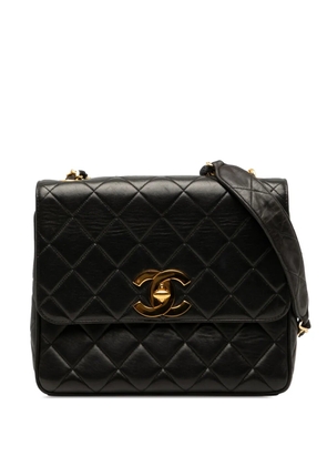 CHANEL Pre-Owned 1994-1996 Quilted Lambskin XL Square Flap crossbody bag - Black