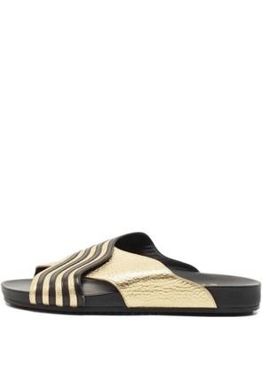 Fendi Pre-Owned stripes leather slides - Gold