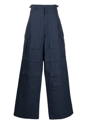 AMBUSH multiple-pocket cargo trousers - Blue