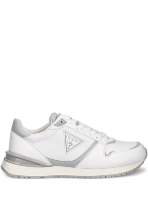 GUESS USA Island logo-plaque sneakers - White