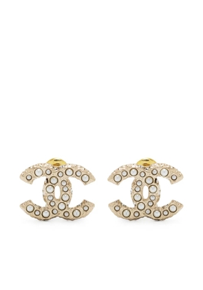 CHANEL Pre-Owned 2000s CC faux-pearl earrings - Gold