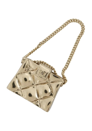 CHANEL Pre-Owned 2002 CC Gold Plated Quilted Bag Brooch costume brooch