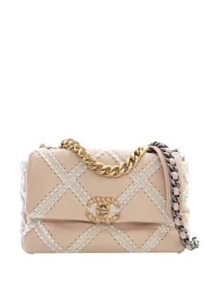 CHANEL Pre-Owned 2020 Medium Crochet Calfskin 19 Flap satchel - White