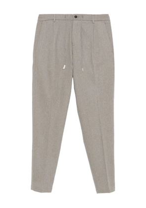 Eleventy pleated drawstring trousers - Grey