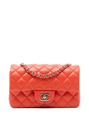 CHANEL Pre-Owned 2017-2018 Mini Rectangular Classic Lambskin Single Flap crossbody bag - Orange