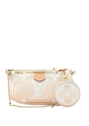 Louis Vuitton Pre-Owned 2021-2026 Monogram Giant By The Pool Multi Pochette Accessoires crossbody bag - Pink