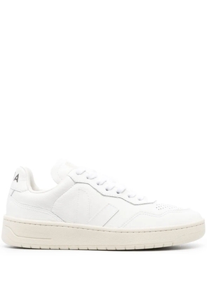 VEJA V-90 low-top leather sneakers - White