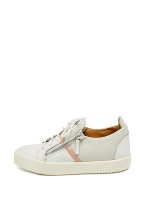 Giuseppe Zanotti Vintage Frankie leather lace-up sneakers - White