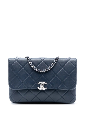 CHANEL Pre-Owned 2019 CC Quilted Calfskin Zipped Flap crossbody bag - Blue
