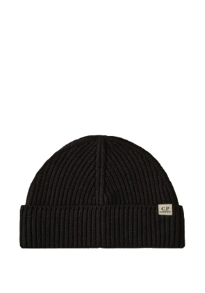 C.P. Company fisherman ribbed logo-patch beanie hat - Blue