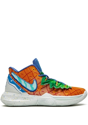 Nike x SpongeBob SquarePants Kyrie 5 “Pineapple House” sneakers - Orange