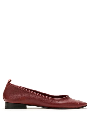 Sarah Chofakian Nuage almond-toe flats - Red