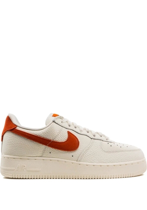 Nike Air Force 1 Low Craft 'Mantra Orange' sneakers - White