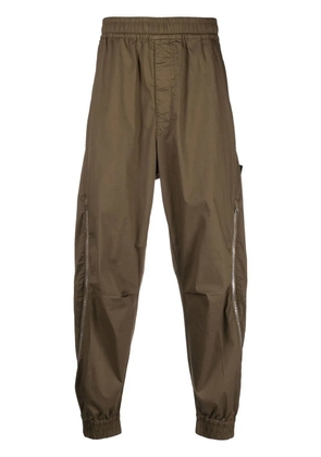 Stone Island Shadow Project Compass-patch trousers - Green