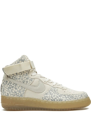 Nike Air Force 1 high top sneakers - Neutrals