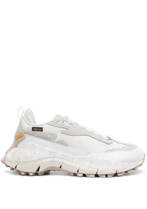 Reebok Zig Kinetica 2.5 Edge waterproof sneakers - Neutrals