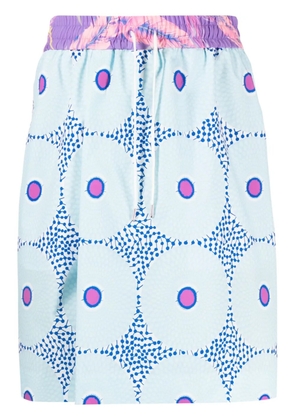 Fumito Ganryu graphic-print drawstring shorts - Blue